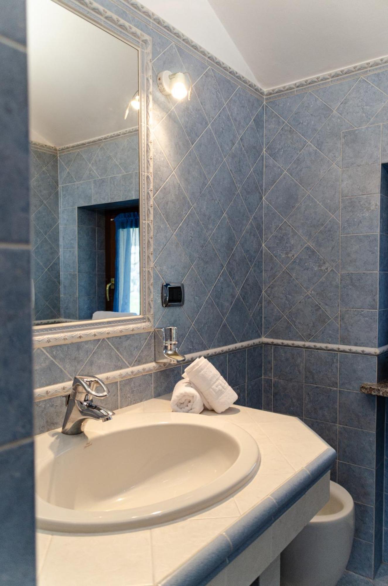 Sarre Skyline Apartment - Relax In Valle D'Aosta Ngoại thất bức ảnh